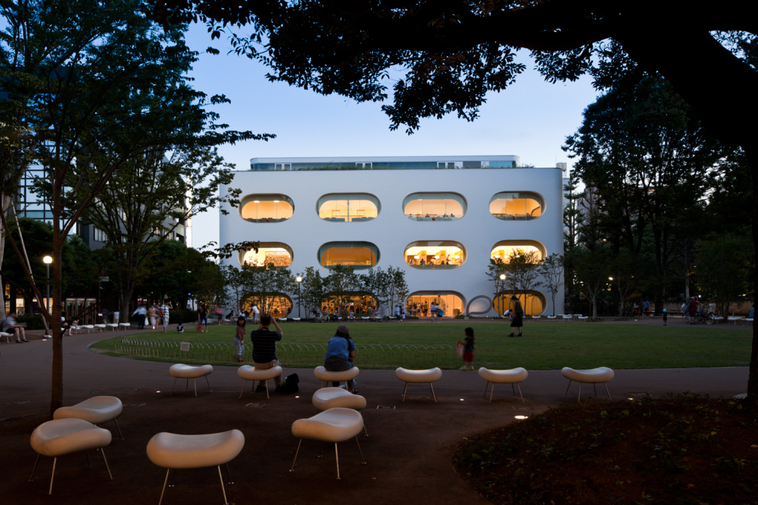 Musashino Place / Photo: Shigeo Ogawa / kw + hg architects